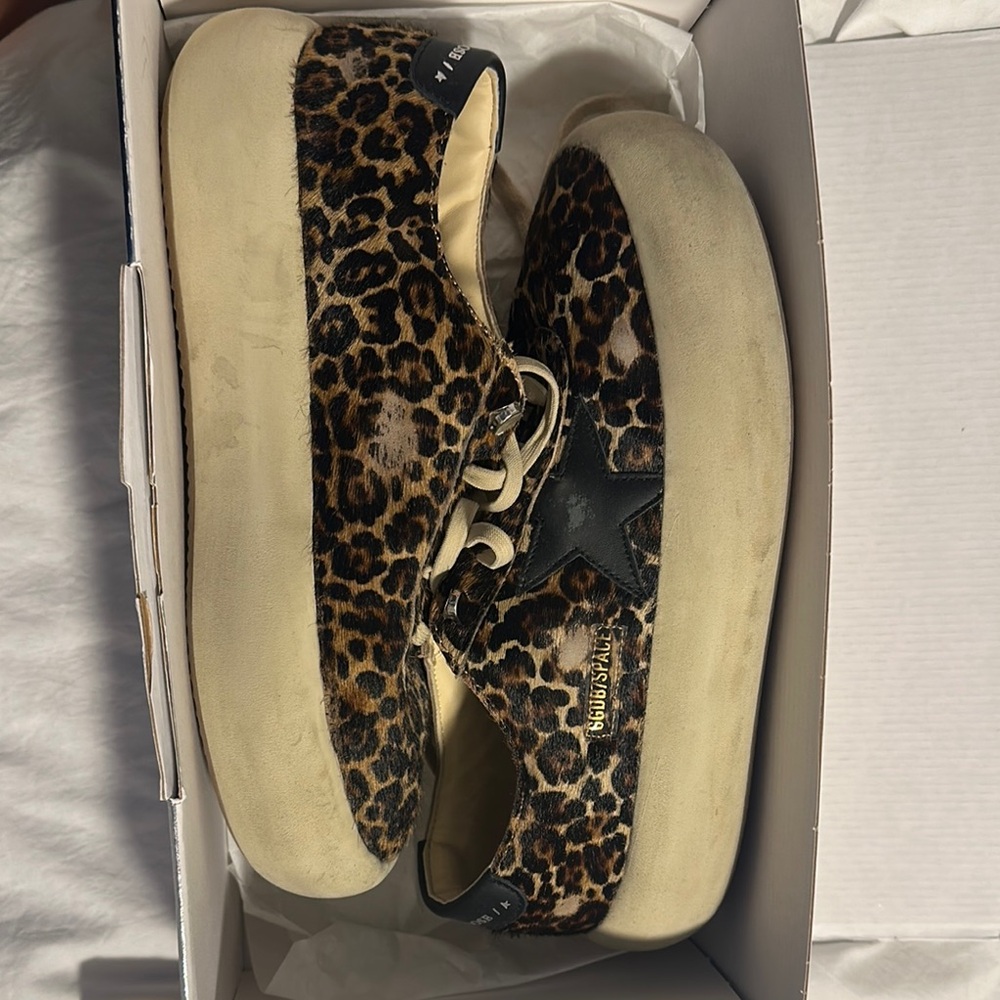 Golden Goose Leopard Space Star